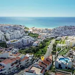 With Sea View, Ac And Walking To The By Algarve Dream Holidays بيت للعطل *