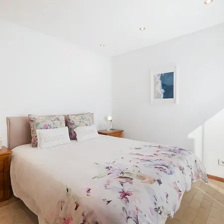 With Sea View, Ac And Walking To The By Algarve Dream Holidays Casa de Férias *