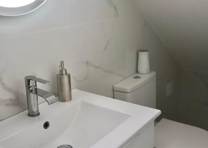 度假居 Moradia Do Sal, Walking To The And Old Town 阿尔布费拉