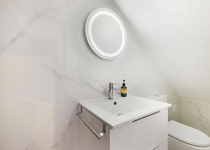 Holiday home With Sea View, Ac And Walking To The By Algarve Dream Holidays