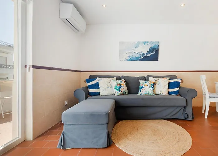 Holiday home With Sea View, Ac And Walking To The By Algarve Dream Holidays Albufeira