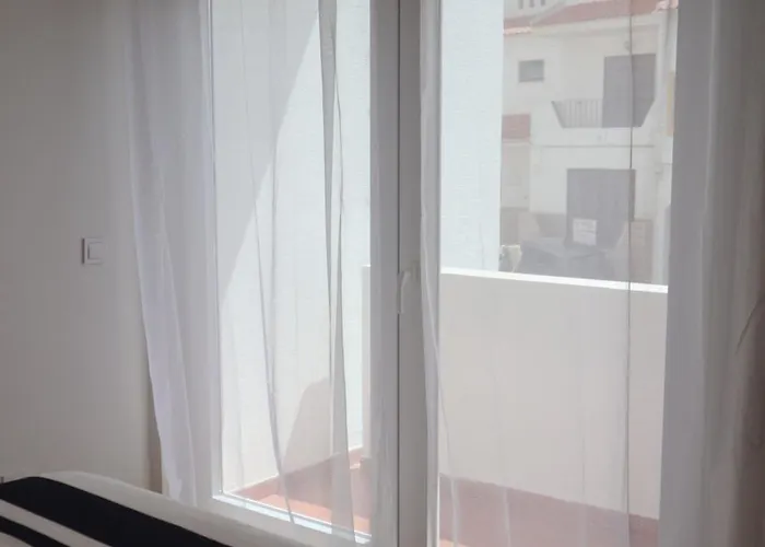 Moradia Do Sal, Walking To The And Old Town * Албуфейра