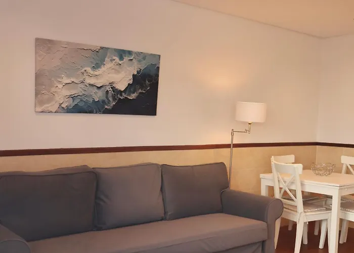 Будинок відпочинку Moradia Do Sal, Walking To The And Old Town