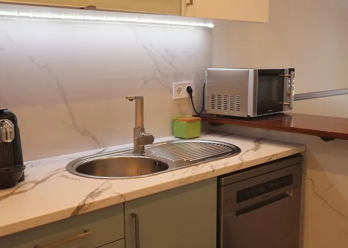 Будинок відпочинку Moradia Do Sal, Walking To The And Old Town