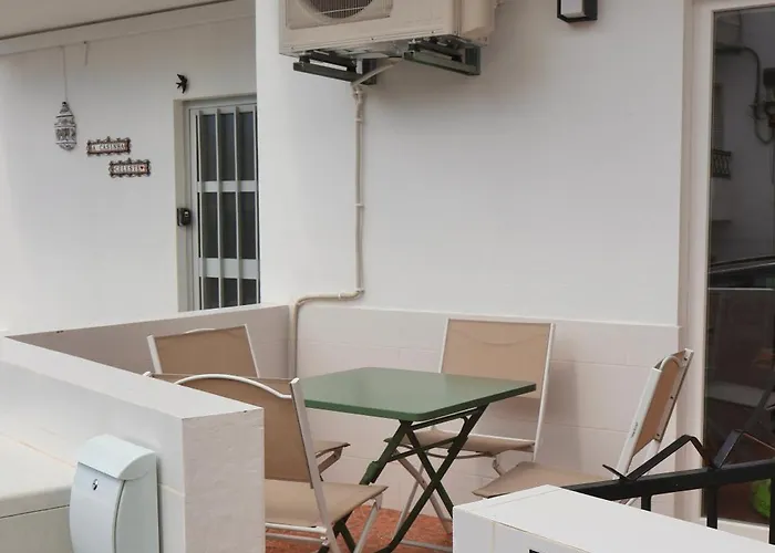 Будинок відпочинку Moradia Do Sal, Walking To The And Old Town